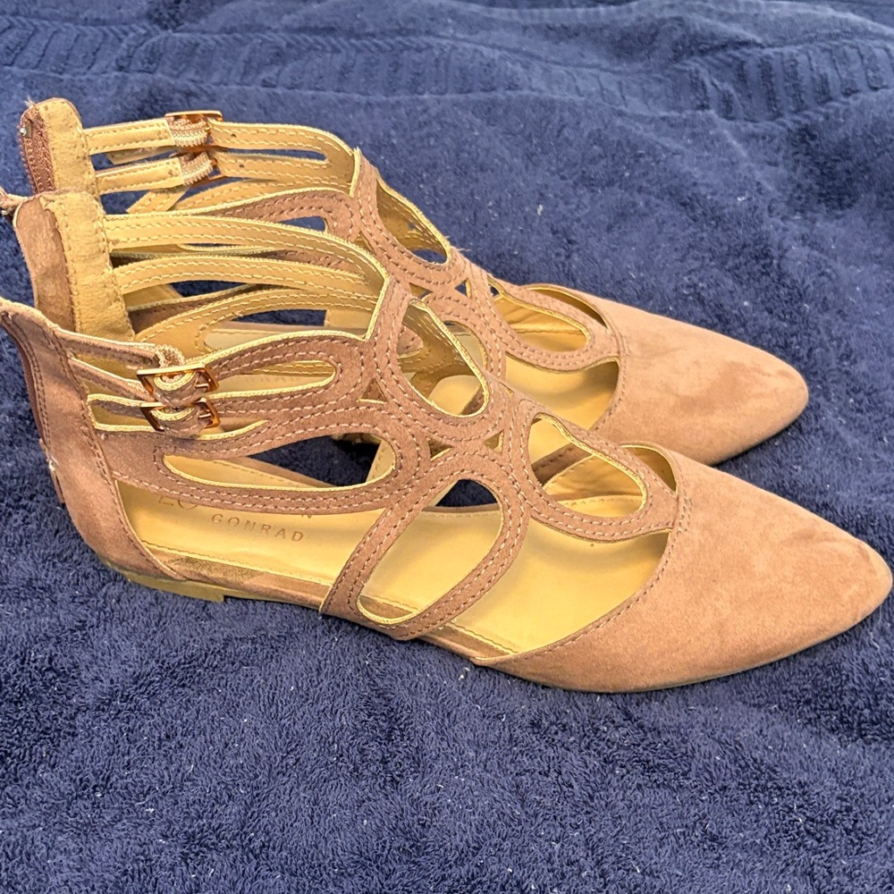 LC Lauren Conrad Mauve Cutout Flats